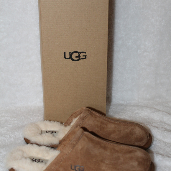 UGG SUEDE SHEARLING‎ CHESTNUT SLIDE SLIPPERS NEW! - Picture 2 of 8